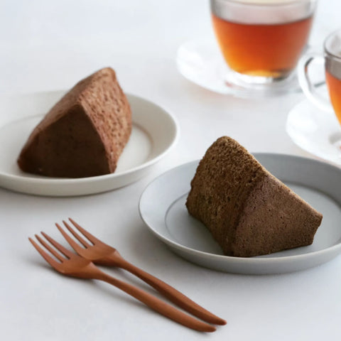 低糖質なカカオシフォンケーキのあるティータイム