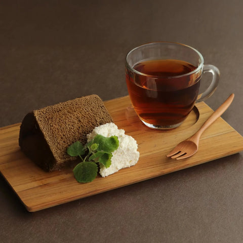 低糖質な紅茶シフォンケーキを紅茶と楽しむ