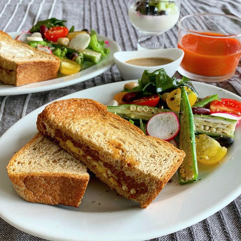 フスボンカレーパン 糖質4.9g 糖質オフビールやハイボールにぴったりなピザや惣菜パン フスボン 