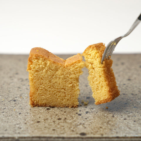パウンドケーキ ホール 糖質6.9g/1ホール 糖質制限ダイエット中にぴったりの洋菓子・ケーキのラインナップ フスボン 